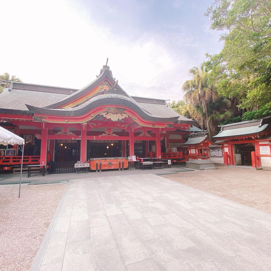 青島神社の拝殿